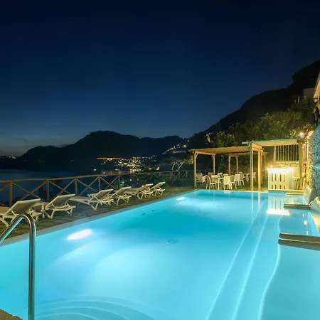 Il Pino 3*