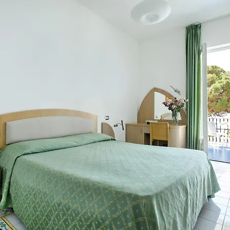 Hotel Il Pino