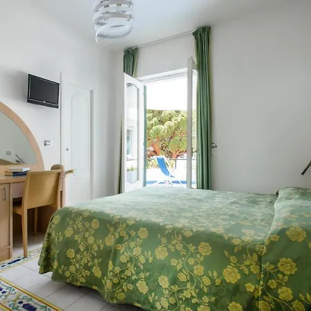 Il Pino Hotel