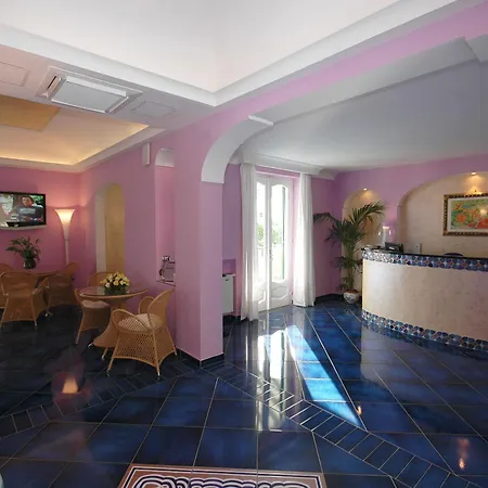 Il Pino Hotel 3*